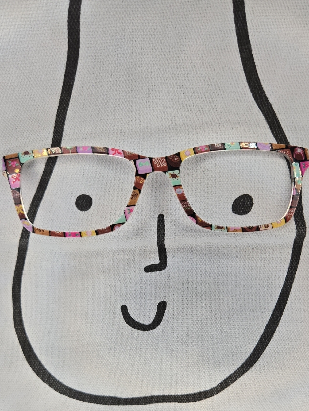 Box Of Chocolates Pattern Magnetic Glasses Top